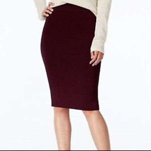BNWT bar III burgundy ribbed stretch midi skirt M